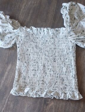 White Floral Smocked Puff-Sleeve Crop Top